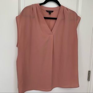 Banana Republic Rose Dust V-Neck Cap Sleeve Blouse
